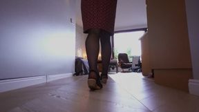Weronika - Head In Stool - Part 2