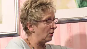 German girl live reports while filling up with sperm