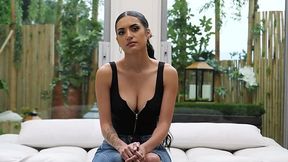 Leggy babe with nice boobs having wild sex with casting agent