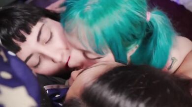 Curvy Latina MILF And Goth Girl With Big Tits Blowjob