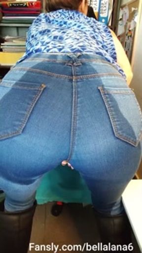Teacher is pissing through jeans in the classroom during lunch break