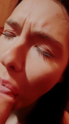 HUNT4K. A stranger's Dick is the best Christmas gift   Clip 2