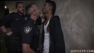 Gay guy cops having sex with boyz suspect on the run, gets deep pecker