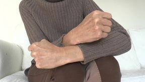 Natural Long Fingernails, Middle Finger, and Finger Snapping, JOI, Lady Victoria Valente