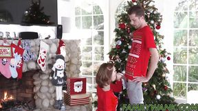 Teen girlfriend deepthroats and rides big dick during holiday getaway