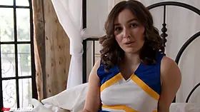 Cheerleaders in Heat - Interviews