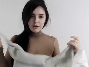 Latina Teen Toying On Webcam 01