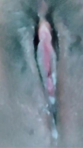 jaab paati gaya bahaar taab bhabhi ne daali baadi dildo apni chut ki andaar desi xxx   Clip 2