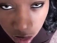 enorme ejac sur cette black