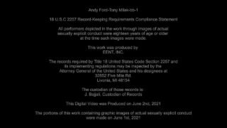 若いブロンドのティーンアンディフォードとトニーミラーク、大きなペニスのアナルファック