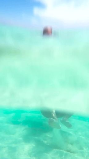 Day in Maldives with Marina Gold