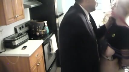 Babe Gets Arrested And Used By Dirty Cop 25 Min