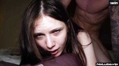 EXTREME TWITCHING ORGASMS - She Couldn´t Control Herself - Emma Ester