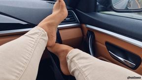 Posing feet on the highway to Nordhausen HD mp4 1920x1080