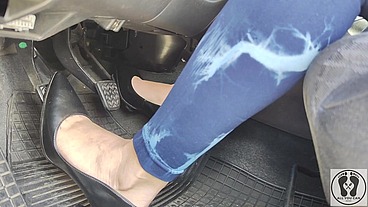 CAR PEDAL PUMPING FETISH BIG TITS TOP LESS HIGH HEELS