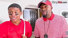 Black Stepmom Spitroasted In Taboo Trio With Stepson