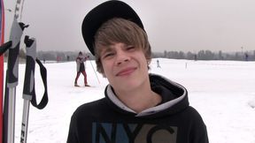 XXX Gay - Bieber-Lookalike Gets Facial & Gaped Wide Open