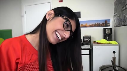 Blond bombshell Mia Khalifa unleashes her steamy, sweaty, sex-tape extravaganza on eager enthusiasts