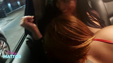 Uma loira e uma morena no Uber peladinha no meio da rua na cidade de São Paulo - Dai Da Praia - Casal Da Praia Ofc - Paulinho Da Praia Grande - Lukas Zaad - Casal Mattos