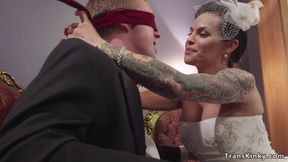 Busty bride shemale anal fucks her lover