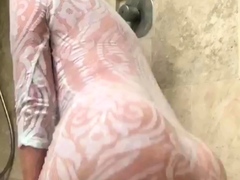 amateur blonde solo webcam