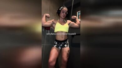 18yo Brunette Real Virgin Virgin White Girl Interracial Live Gushing Cocks