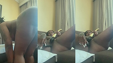 Clit play while beads in anal