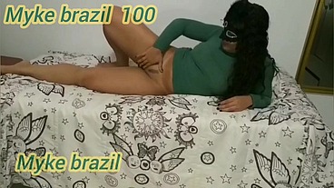 Eu fui na casa da vitora beatriz covidar ela pra sair comigo mais ela falou para nos transar premeiro
