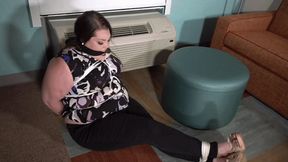 d2601LUNA-She dared him to tie her tighter