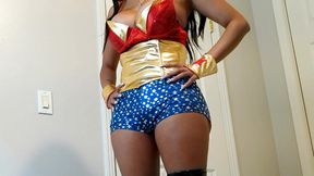 Wonder woman ballbusting