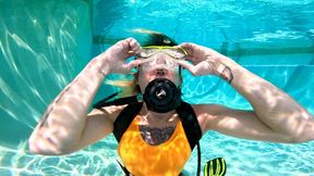 Aquaphilias Stella Rose Her Very First SCUBA Lesson in Leohex