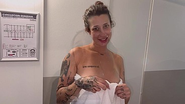 CUMWALK cock milking with Kiki Isobel