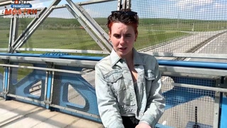 Public Roadside Romp: Risky Public Sex on Pedestrian Bridge