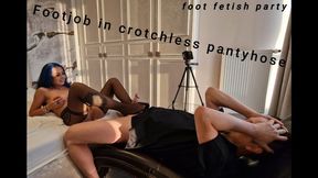 Aya Goldie and boyfriend Faith - Footjob in crotchless pantyhose in hotel