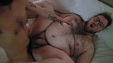 Follando a Pelo a Oso Gordo Peludo