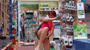 Outdoor cum swallow with Popp Sylvie
