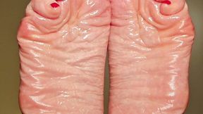 Sensual Oily Wrinkled Soles JOI with Teasing Countdown Findom