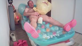 Die Helium Pool Toys und der Croc Fick