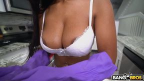 Offer busty black maid 400 us dollar to clean naked