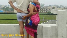 xxx बारिश में सौतेली बहन के साथ एक रात मिली बिताने को ।