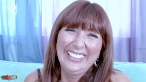 Desi Foxx: Double Cumshot for the Horny Cougar