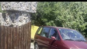 Old slave arrived to DFC - Slapped in the car