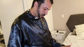 a safadeza do padre e o passivo.