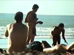 Str8 big dick on beach