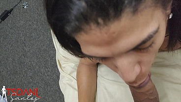 Eu Daniela Santos e a Solosts1 chupando muito o pau grande do entregador do Ifood