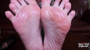oiled up mistress feet