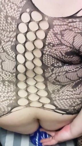 Fat Trans Babe Tries Out a Huge Dildo