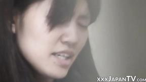 ”Nasty Japanese teenie shaves legs & fingers muff”