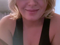 Amateur Big Boobs jerks Big Dick