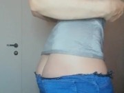 Buttcrack jeans strip and dildo